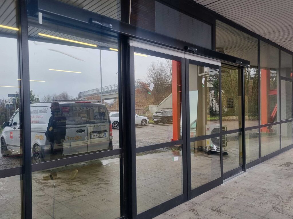 Porte automatiche installate da Frisiero Automazioni